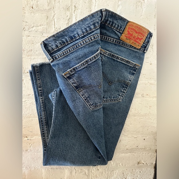 Levi’s 514 Straight Fit Men’s Jeans Frayed Hem– 32x30 Medium Wash - Picture 6 of 8